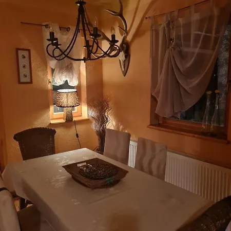Holiday home Vikendica Pahuljica *