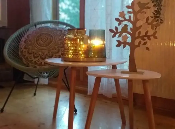 Vikendica Pahuljica * Risovac